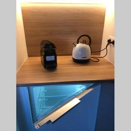 Cosybnb Bleu, Independant, Wifi, Parking, Petit Dejeuner *